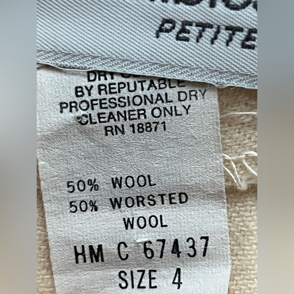 🔆JH Collectibles Cream Pleated wool skirt  size 4P - Picture 4 of 6